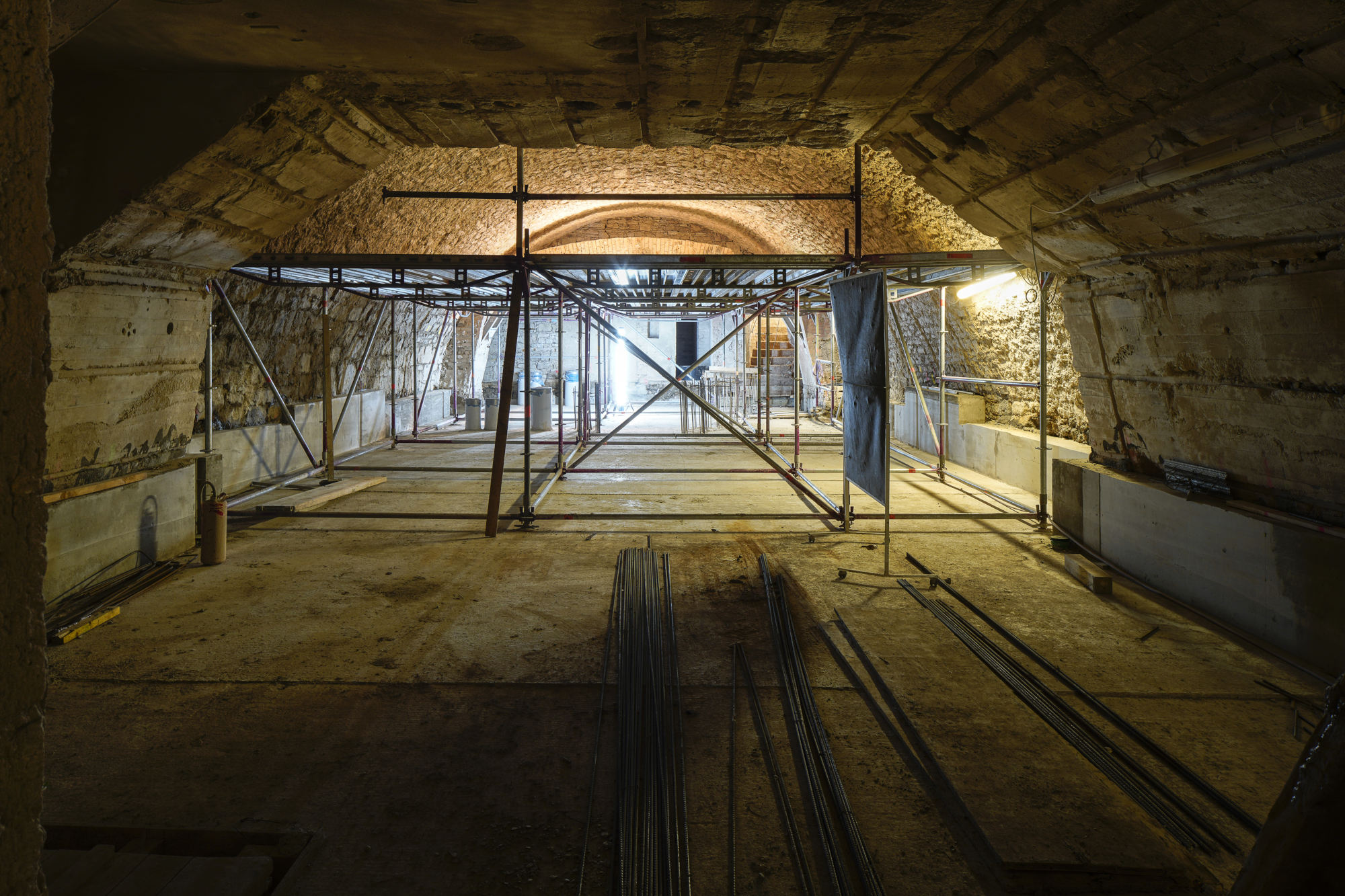 <p>Zeugnis dunkler Zeiten: der ehemalige Luftschutzbunker im Schloss © Marcus Schwier</p>